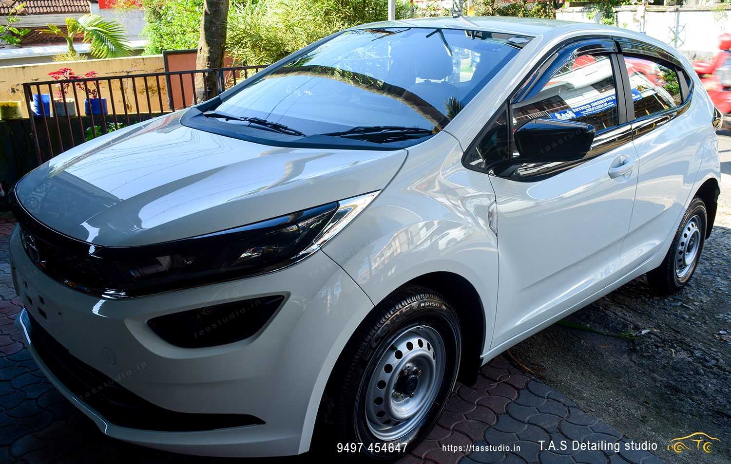 TATA Tiago Ceramic coating @ TAS TATA Tiago Ceramic coating @ TAS
