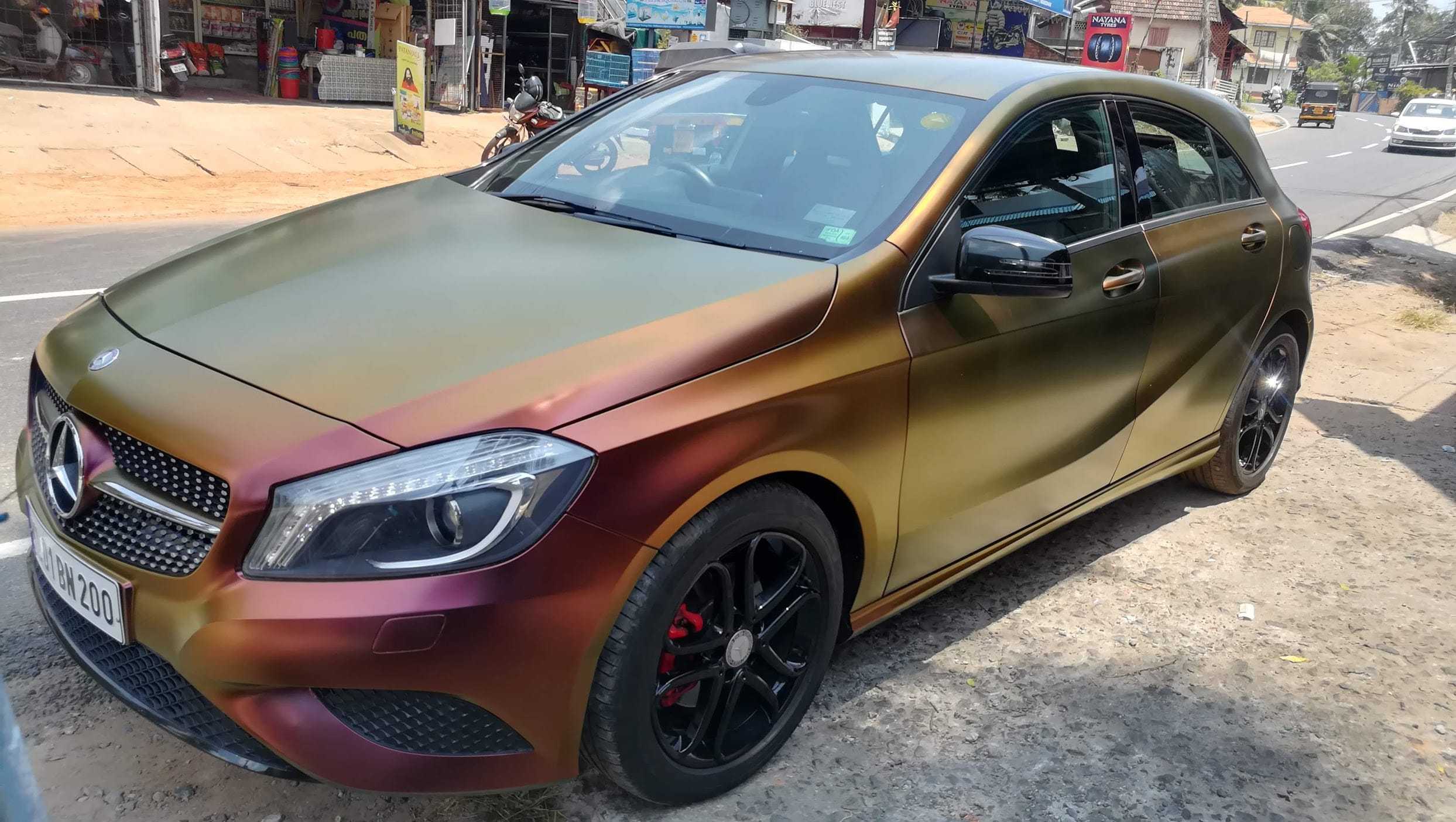 Benz A Class , Avery Chameleon Vinyl